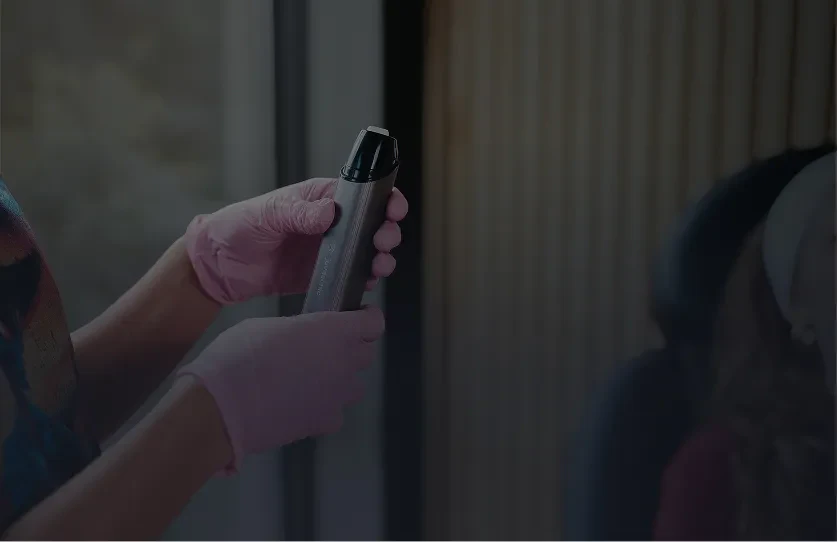 Juvasonic precision-delivery device in use